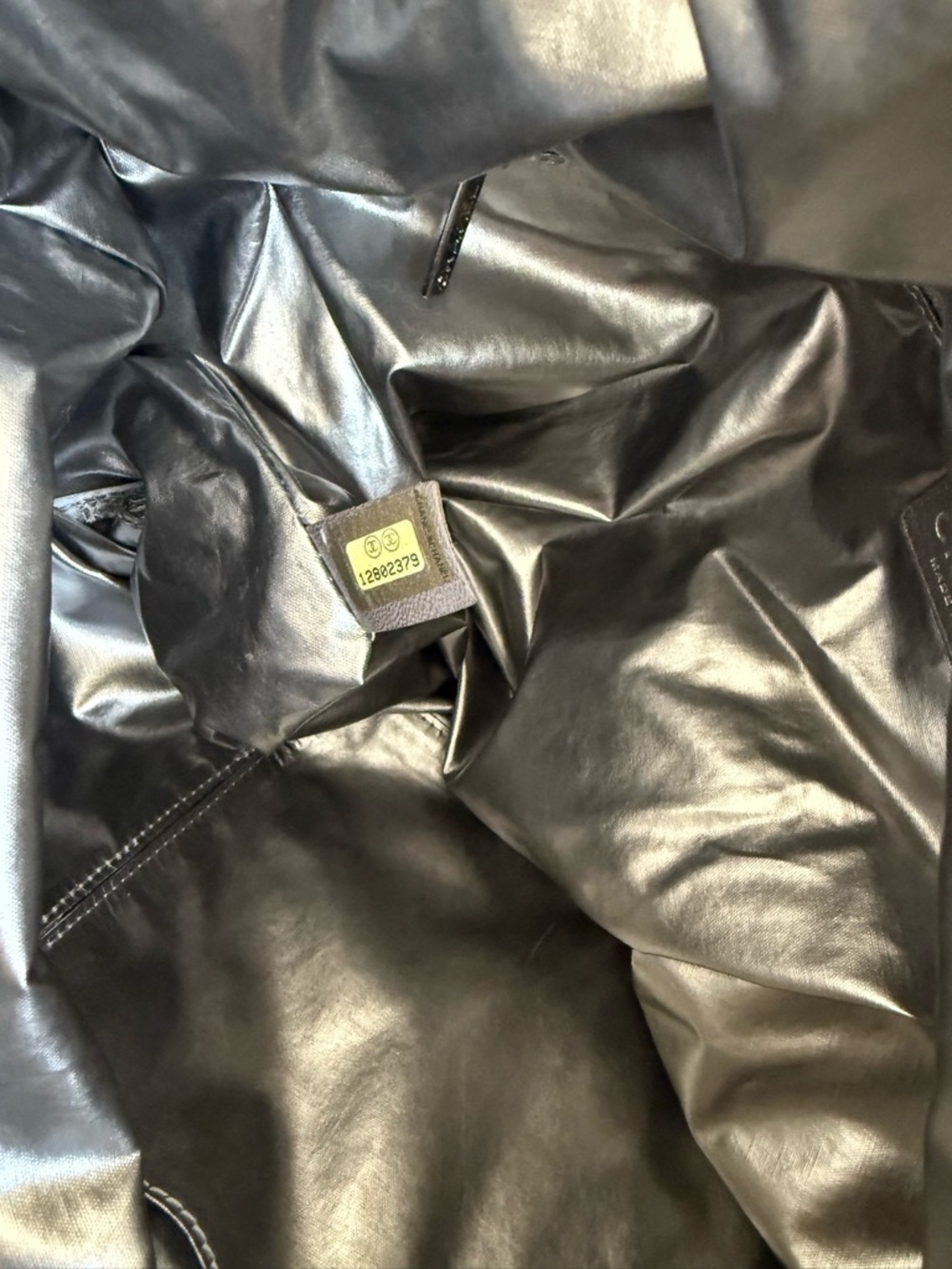 Authentic Chanel Paris-Moscow Black Quilted Shoulder Bag with Silver Chain - Picture 6 of 7